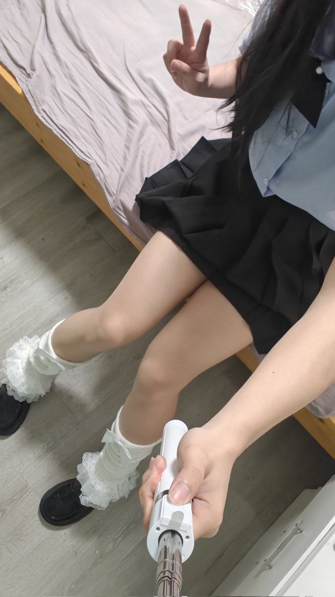 lazzzydoge's tweet photo. 比个 yeah https://t.co/LrO9eU0lI4