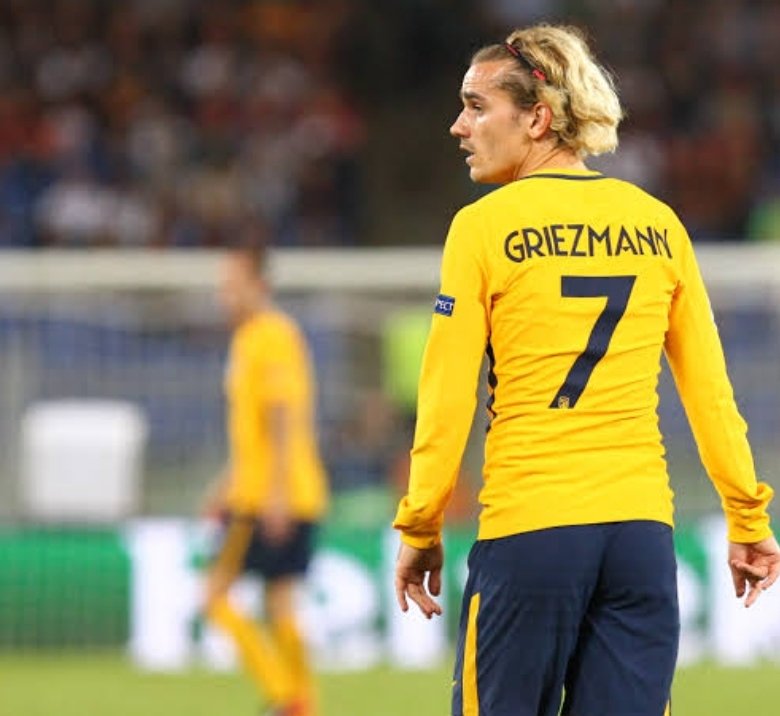 kunma9's tweet photo. UEFA Europa League 2017-18
Away kit
Griezmann フルマーキングを
お願いしました
毎回安定のお仕事
@Moco_Football6
グループリーグ敗退しましたが
あえて CLではなくEL加工にしました
勿論支給品
#Atlético
#AtleticoMadrid
#アトレティコ
#支給
#playerissue
#griezmann
全てのアトレティに https://t.co/HaO6zvE7qI