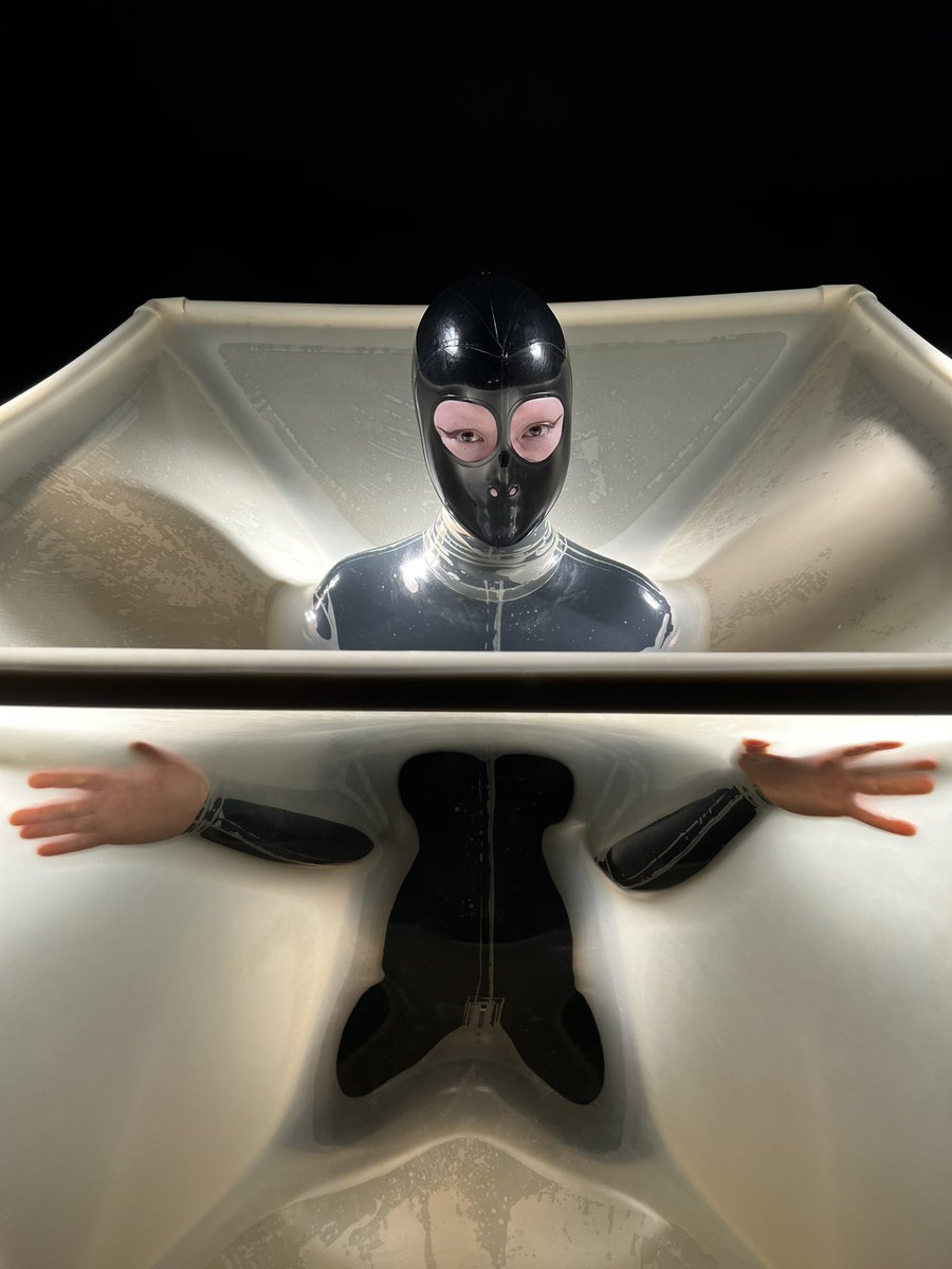 Oddia (@oddiastore) on Twitter photo Vacube fun with <a href="/LatexEster/">LatexEster</a> 👀✨
weareoddia.com
#vacube #vacuum #fetish #latexfetish #transparentlatex #latexbabe Vacube fun with <a href="/LatexEster/">LatexEster</a> 👀✨
weareoddia.com
#vacube #vacuum #fetish #latexfetish #transparentlatex #latexbabe