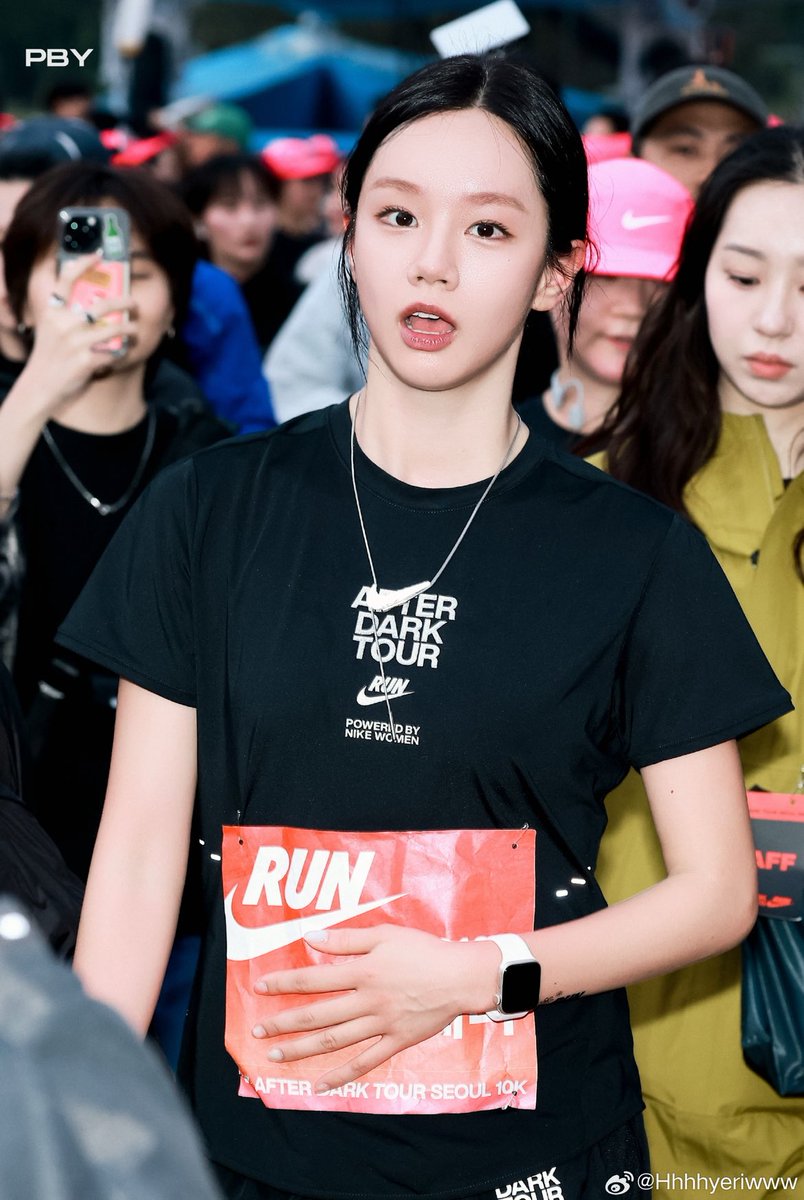yves tweet media