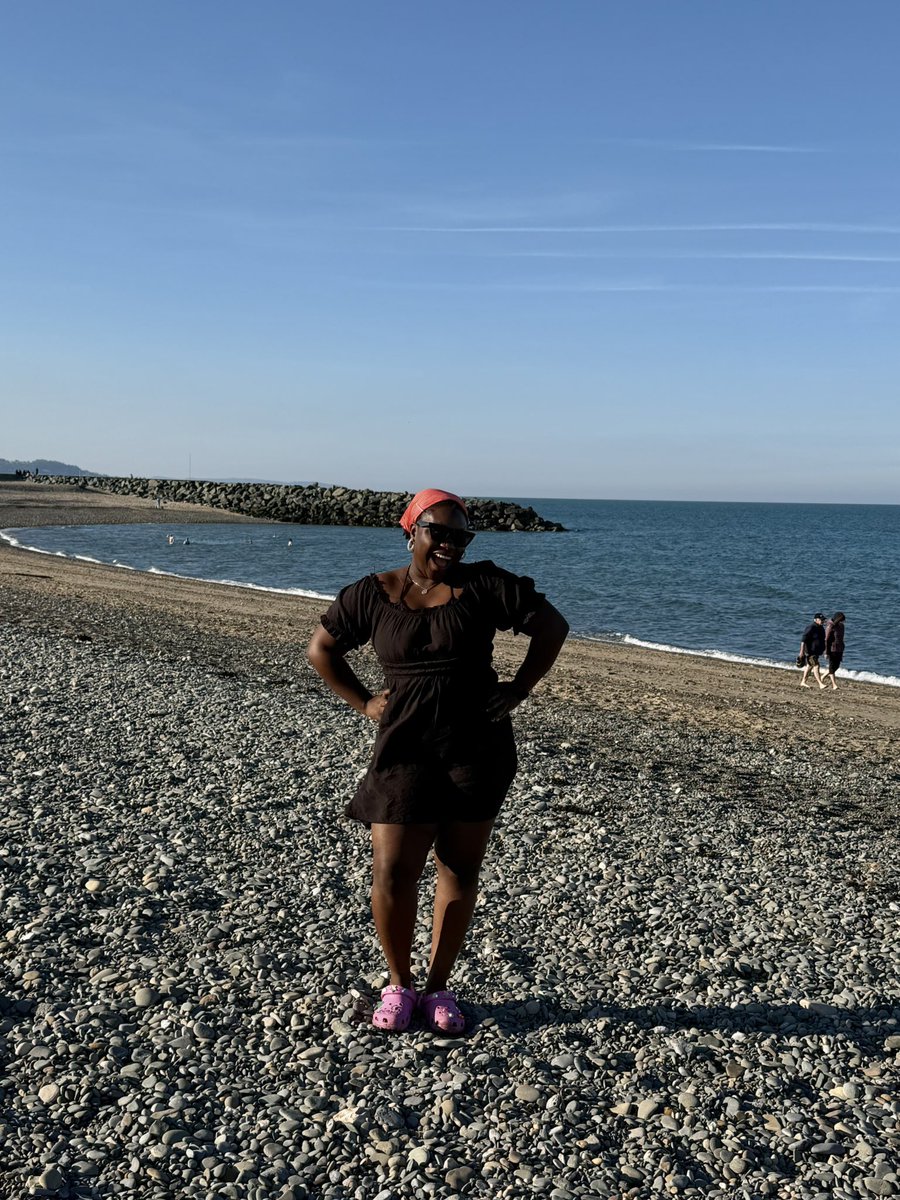 Is it sunny in Dublin? I didn’t notice. ✨