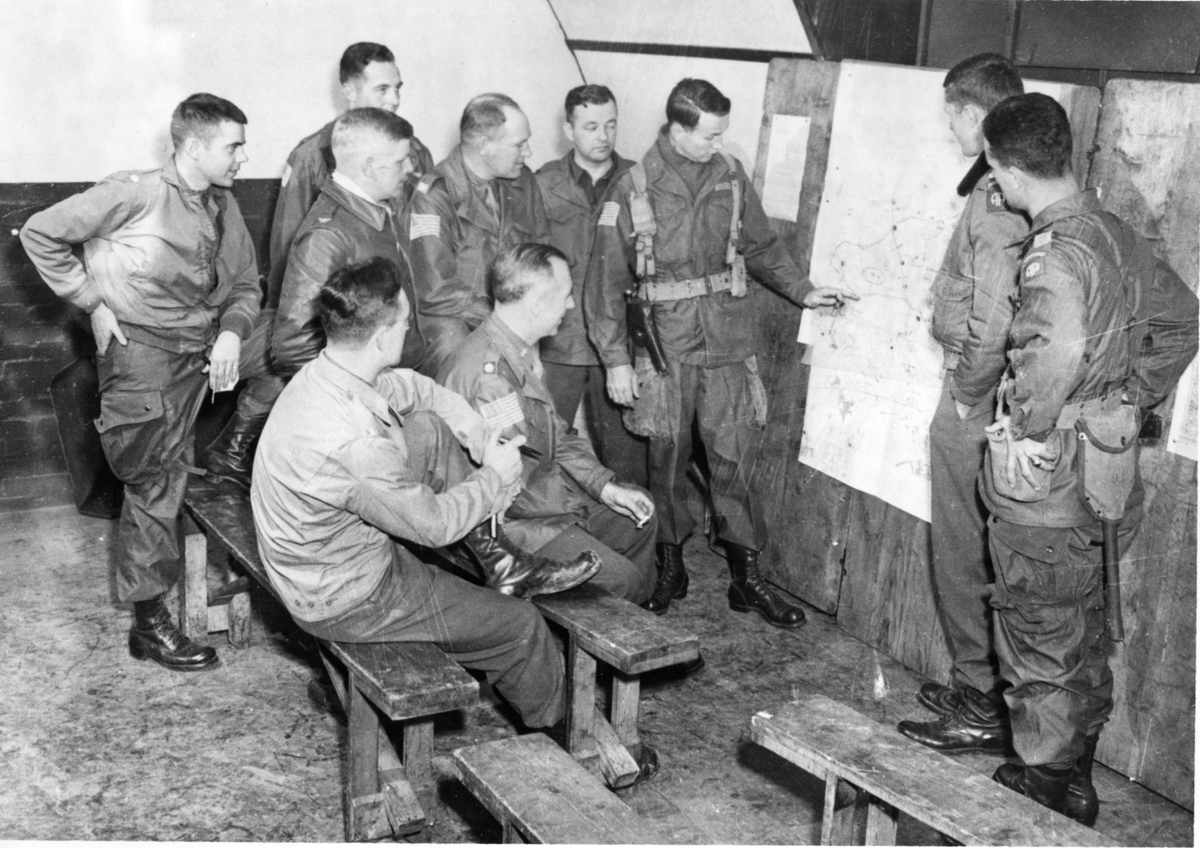 82ndABNDiv's tweet photo. OTD, 1943: the 82nd Airborne arrived in Casablanca - becoming the first Airborne Division to deploy overseas. The next two years would set a new standard for what it means to be a Paratrooper, and shape the same Airborne legacy we'll celebrate this month at All American Week. https://t.co/Vo06uXciNz
