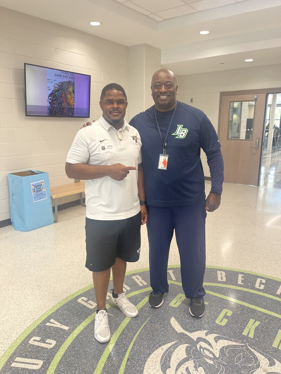 Appreciate Coach Tesh (East Carolina)  and Coach Jackson (West Virginia State) for coming down to see our Bengals. Blessings 🙏🏽

Go Bengals!