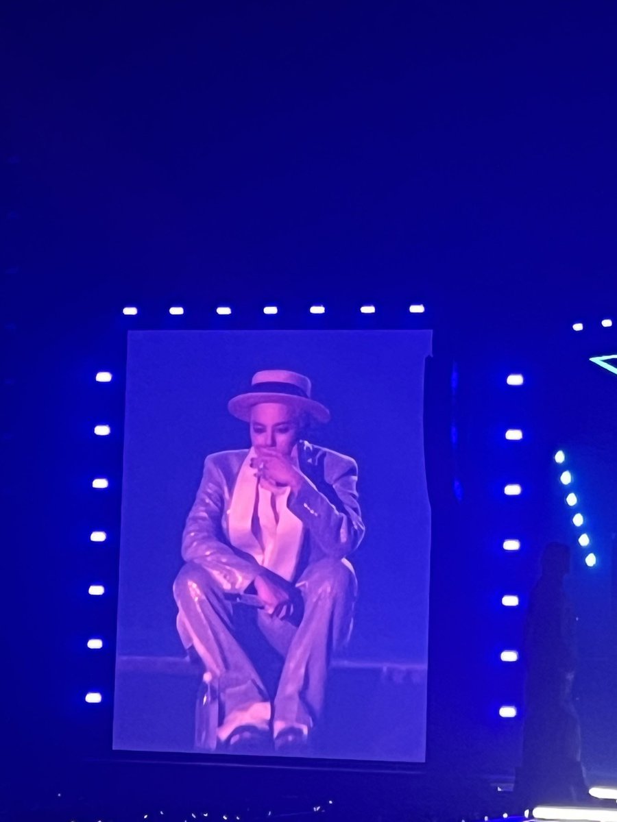 ____youngmonbb's tweet photo. 夢かと思った！！！！！ https://t.co/dLqAe8ulex