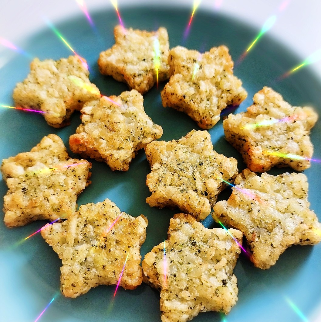 k5896s's tweet photo. Ore Ida オレアイダ
星ポテ⭐️のりしお風味 ハッシュポテト
＞お弁当・おやつに！カリッとサクサクッ！オーブントースターでカンタン！

#oreida_jp #ハインツ日本 #OreIda #オレアイダ #星ポテ #のりしお #ハッシュポテト #惣菜 #冷凍食品 https://t.co/k2OFsf6CyM