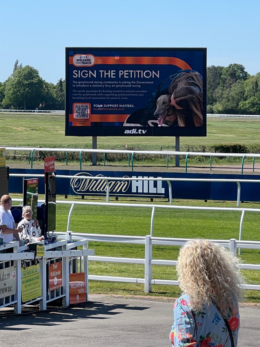 GreyhoundBoard's tweet image. Some of the GBGB team are at @LingfieldPark today drumming up support for the @welfareontrack campaign. 

If you are there be sure to drop by and show your support. 

Not able to attend? Sign the petition here: petition.parliament.uk/petitions/7022…