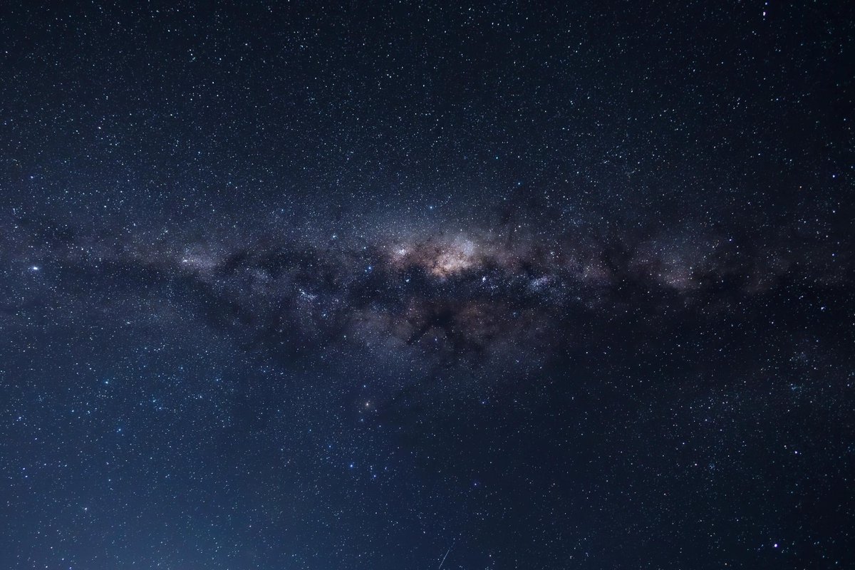 emacmv's tweet image. 星空はこれほど広大で、すべての魂を受け入れます。
