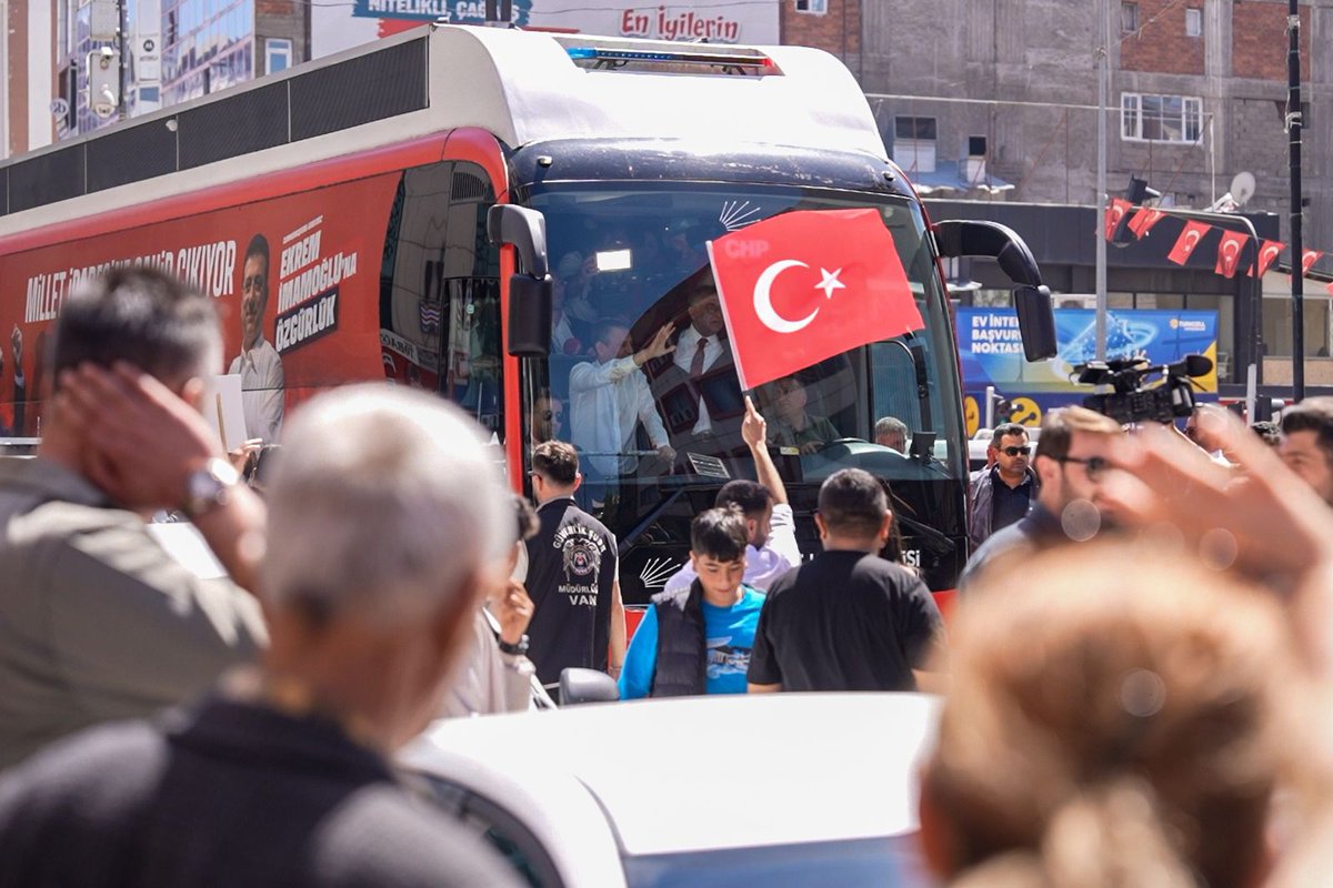 Özgür Özel tweet media