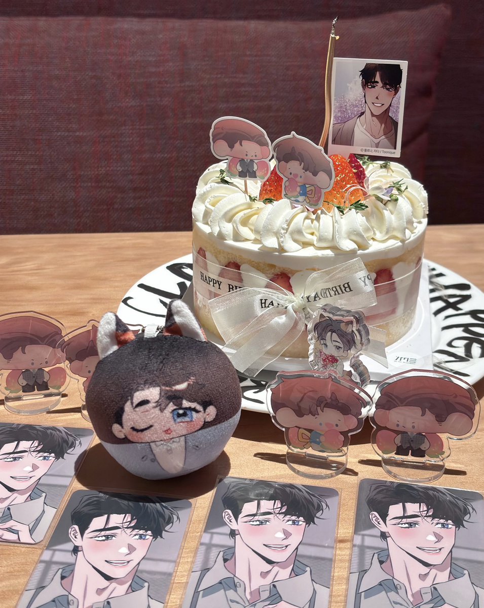 madamecherr's tweet image. ✧˖°. ⋆。˚(✿ᴗ͈ˬᴗ͈)。・:*˚:✧
#HAPPY_ASH_JONES_DAY
#생일_축하드립니다_애쉬
#애쉬는_죄가_없다