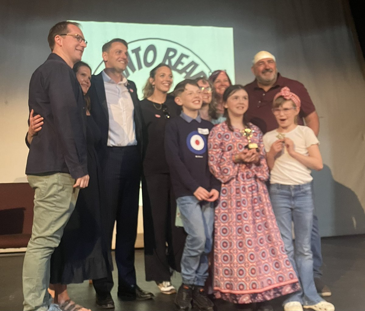 Fantastic #VEDay80 themed performances by local primary schools for our MP’s ‘Tapp into Reading’ Celebration at the Astor Theatre. Imaginative, inspiring and a very difficult job for the fabulous judges (everyone would get a 10 from me)