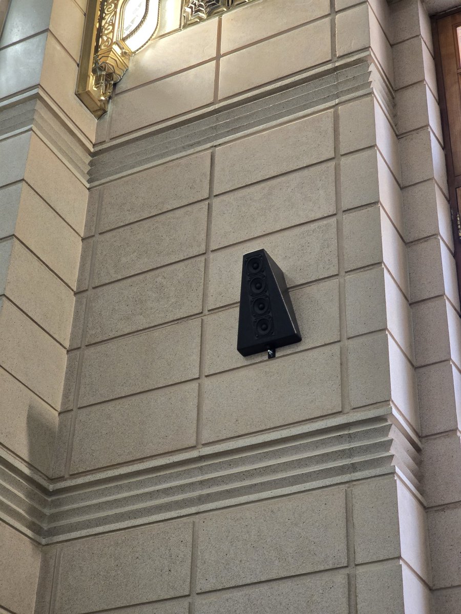 New design of the speakers in Al Masjid Al Nabawi

#المدينة_المنورة