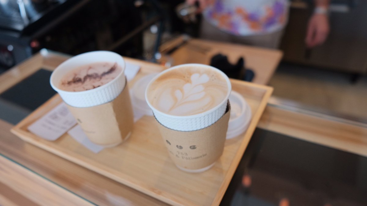 SKikusui's tweet photo. 地元に素敵な場所が出来てた☕✨

何だろ時間がゆっくり流れるような
友達との大切な時間を素敵な場所で
過ごす事が出来て。。

本当に心落ち着く1日でした😭

#753cafe
#和水町
#nagomimachi https://t.co/IBn5Af5kJE
