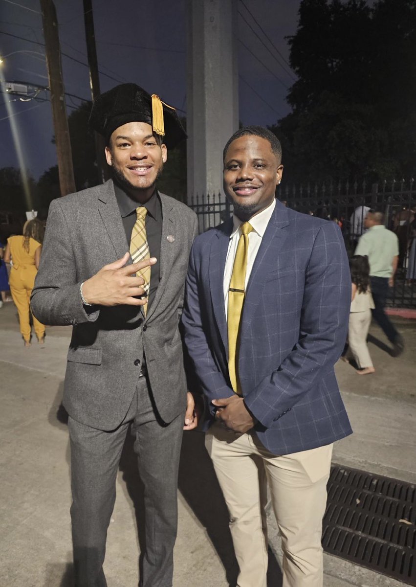 BJ Stith graduated from Texas Southern School of Law. It’s bigger than Basketball! #LoadedFam #BJEsquire