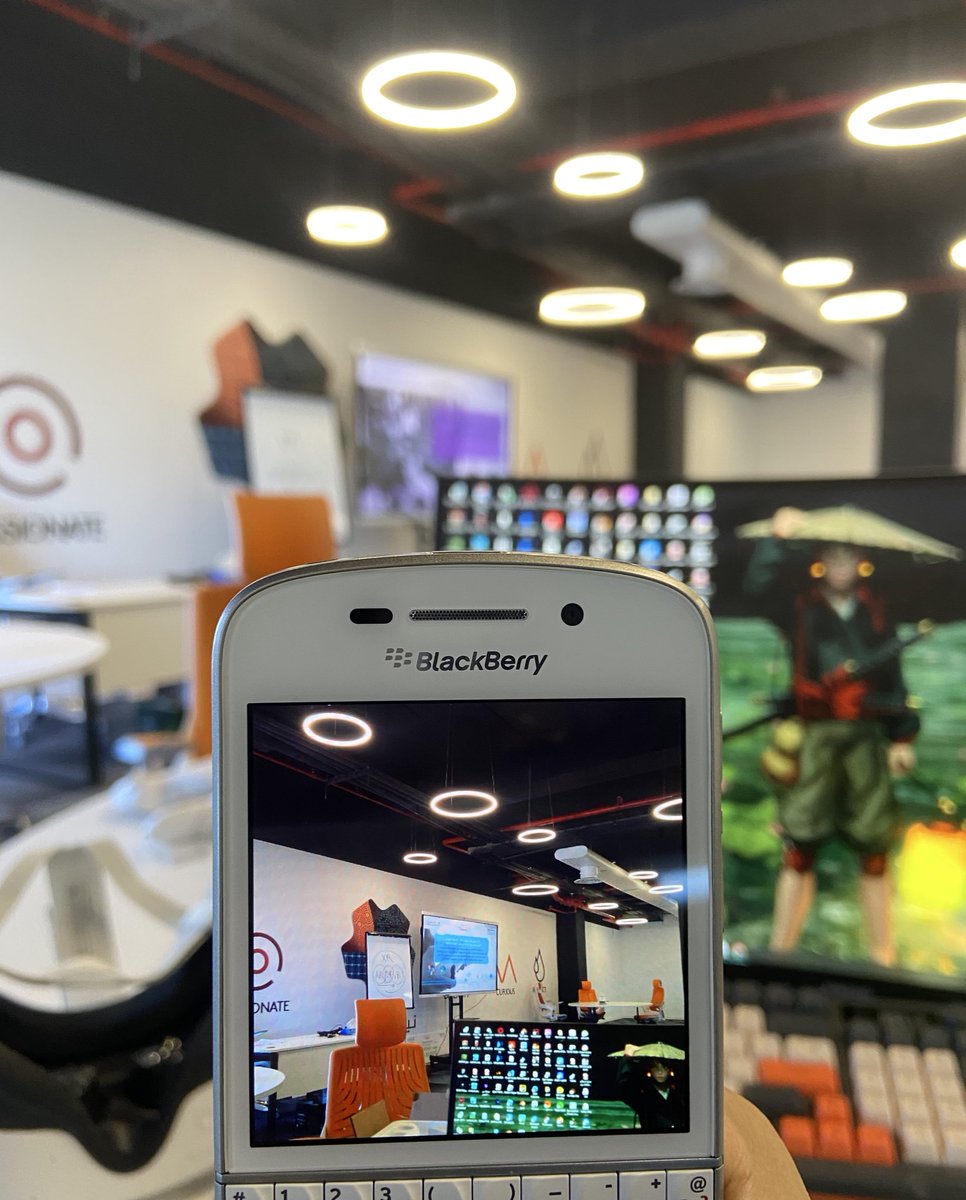 𝐀𝐞𝐨𝐧 tweet media