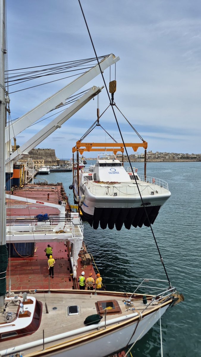 Islands Unlimited tweet media