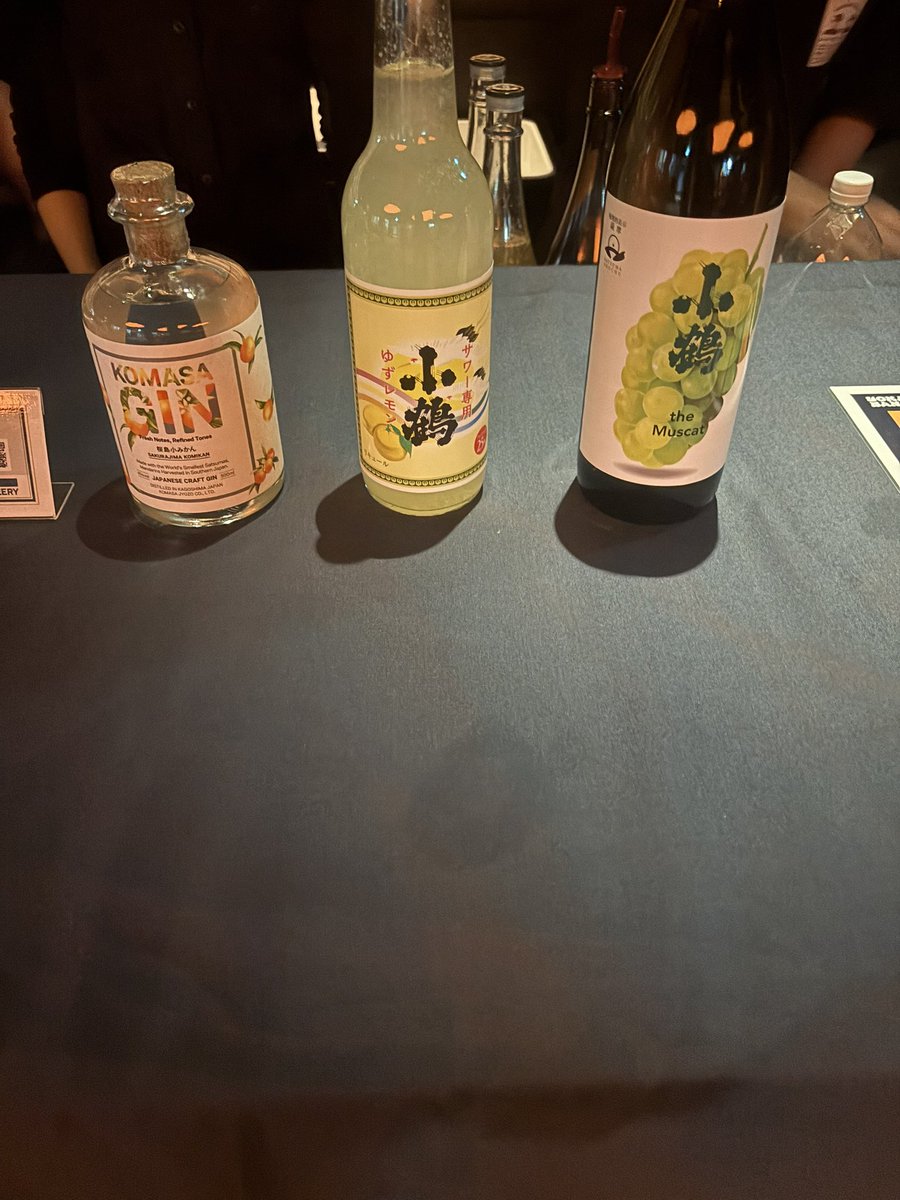 初YOKABAN
タブさんもベロベロの長岡さんも良かったけど、生の伊澤さんのピアノにうっとりしてしまった。転調が素晴らしい。事変のセルフカバーも演ってくれたし嬉しかった。マスカットの焼酎美味しかった。