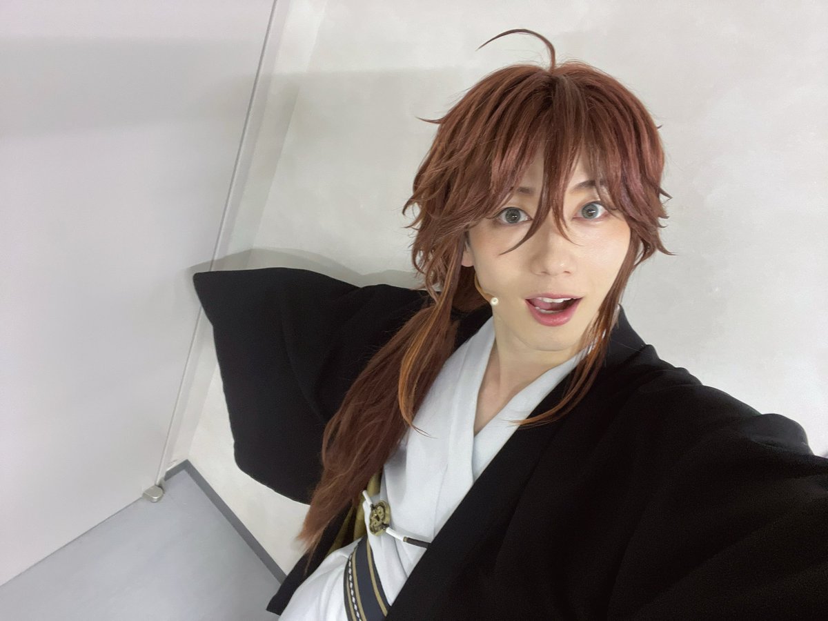 舞台 「文豪とアルケミスト 紡グ者ノ序曲」
本日もご来場いただきありがとうございました！

東京公演もいよいよ千秋楽。明日もこの物語の深淵で、お逢いしましょう📚
#文劇8