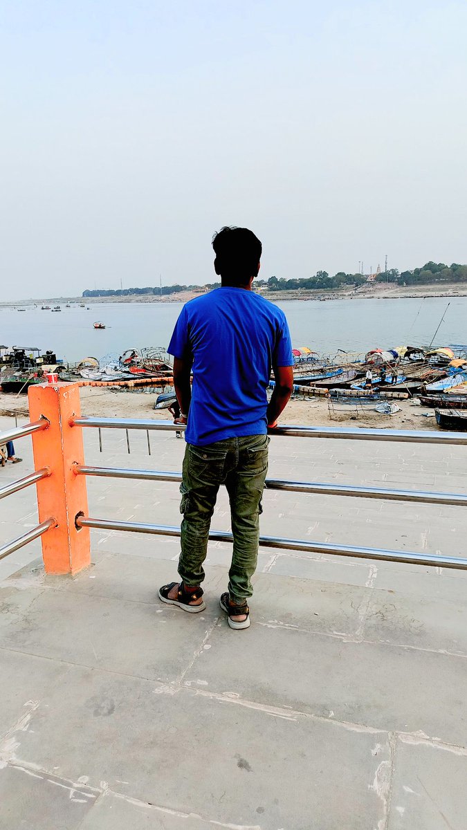 इस दिल को तुझसे नहीं, इस बहते सन्नाटे से मोहब्बत है...!