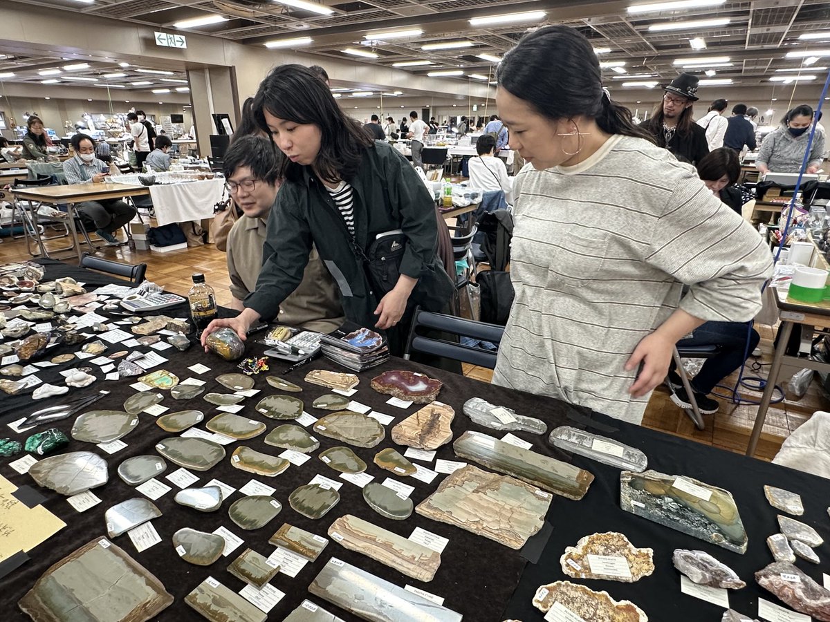 あらためまして､今日 # 石フリマ のLithos Graphics に来てくださった皆さま､ありがとうございました！