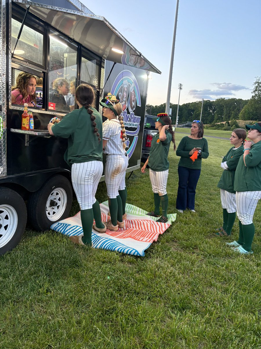 Kettle Run SB (@kettlerunsb) on Twitter photo π¨More highlightsπ¨
<a href="/egolden_13/">Emerson Golden 2026</a> pitched an absolute GEM giving up 0ER & 3 for 4 w/a bottom of the 7th lead off triple to score on a bases loaded HPB from Risley Hoskins!
<a href="/addy23thomas/">Addy Thomas 2026</a> added 2H & <a href="/Ajalexander42/">Aaliyah.Alexander</a> 1H &1RBI and stellar defense @ 3B! We had a sweet celebration after! π¨More highlightsπ¨
<a href="/egolden_13/">Emerson Golden 2026</a> pitched an absolute GEM giving up 0ER & 3 for 4 w/a bottom of the 7th lead off triple to score on a bases loaded HPB from Risley Hoskins!
<a href="/addy23thomas/">Addy Thomas 2026</a> added 2H & <a href="/Ajalexander42/">Aaliyah.Alexander</a> 1H &1RBI and stellar defense @ 3B! We had a sweet celebration after!