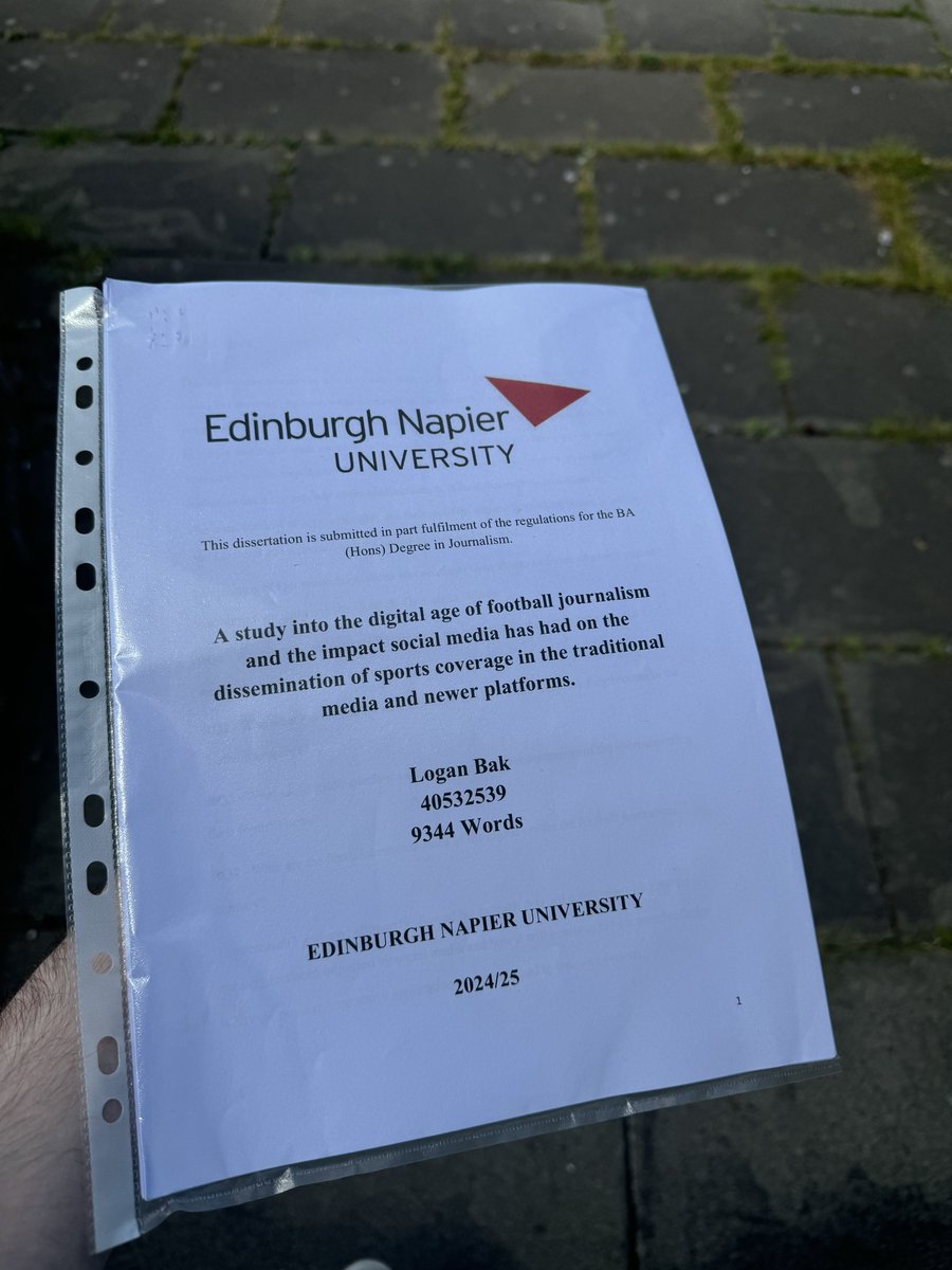 After four great years, my time at Edinburgh Napier University is officially over✅

All the hard work has been worth it in the end and now excited to see what the future holds. Met some great people along the way who I could not have done it without🤝
