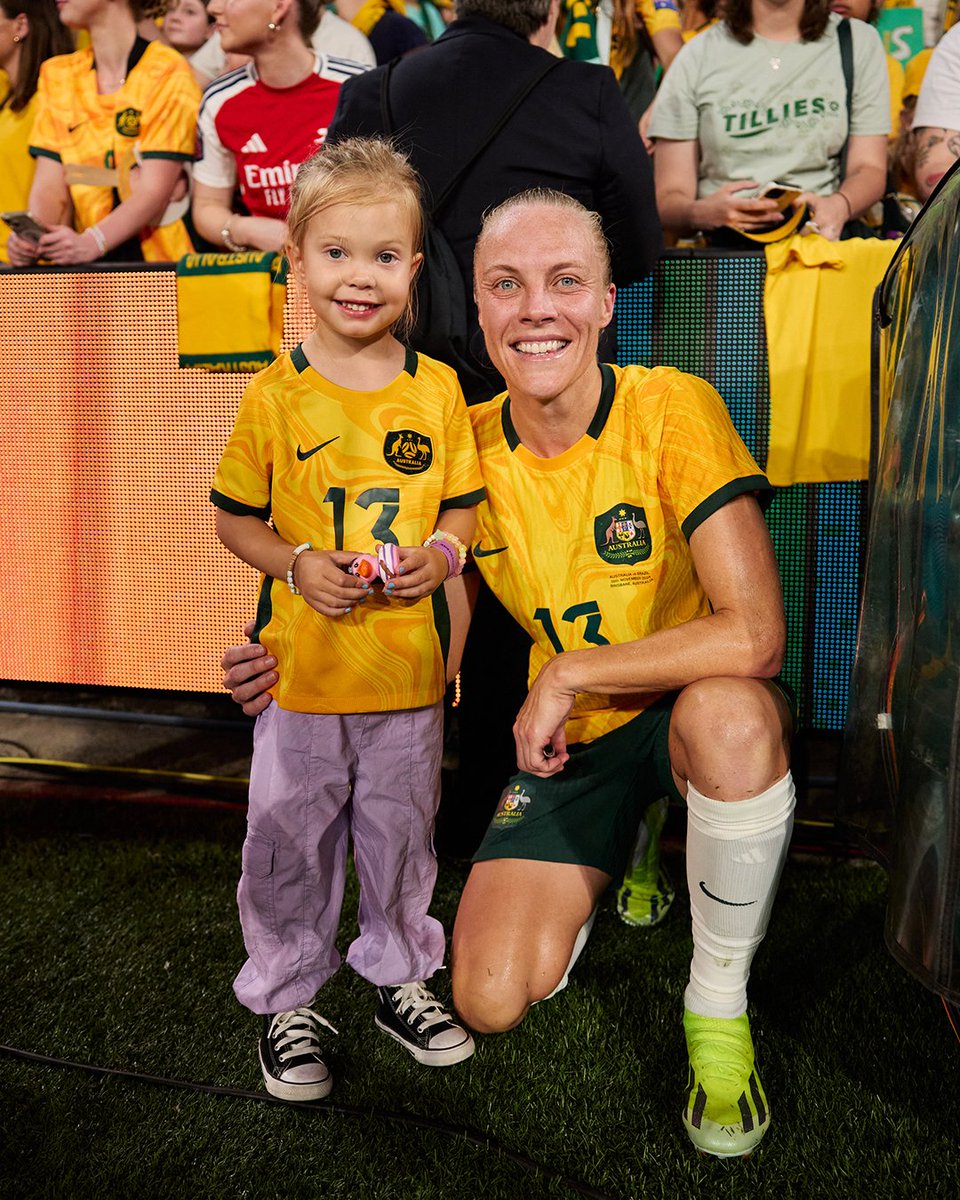 TheMatildas's tweet photo. A very Happy Mother's Day to all the mums, grandmothers and other mother figures who inspire us every single day! 🫶💐

Thank you for all you do 💚💛 https://t.co/fqdLhA0taD