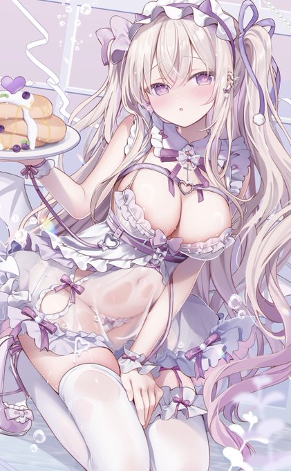 濡れ透け小悪魔メイドちゃん…🤍 #メイドの日 