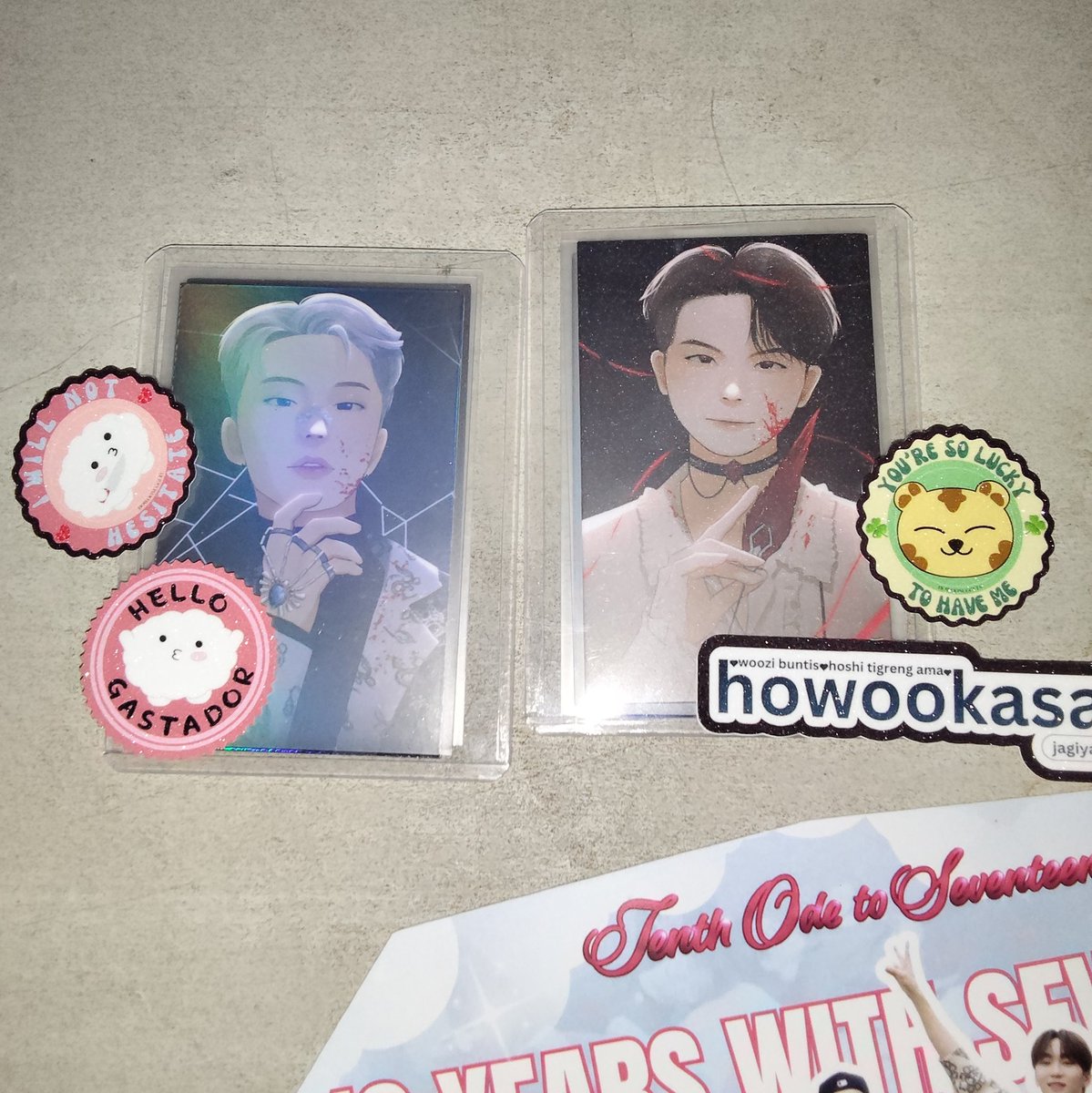 met up with <a href="/howoojae_/">j 🐯🍚 | ia</a> and finally got these babies from <a href="/howoonuggets/">Abby</a> &amp; <a href="/hwdans/">gen</a> 🩷🩷🩷 we love them so much everything looks so good and the stickers are super cute din hehehe 🥹🩷💚 if art was edible id be enjoying this like my last meal