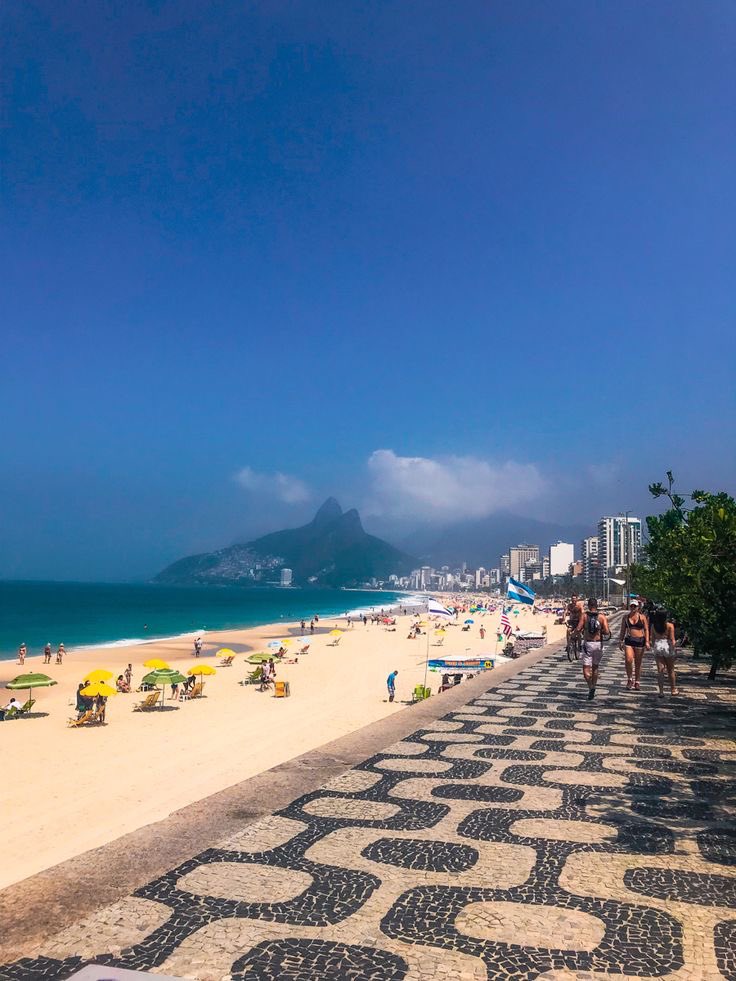 SouReferencias's tweet photo. Morar em São Paulo ou Rio de Janeiro? https://t.co/ODaQ2MUbgv