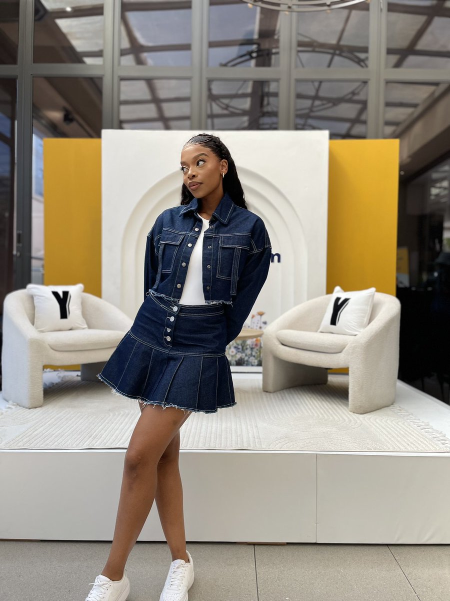 Your host with the most <a href="/AyandaMVP/">Molifeng</a> 
#ThisIsFreedom