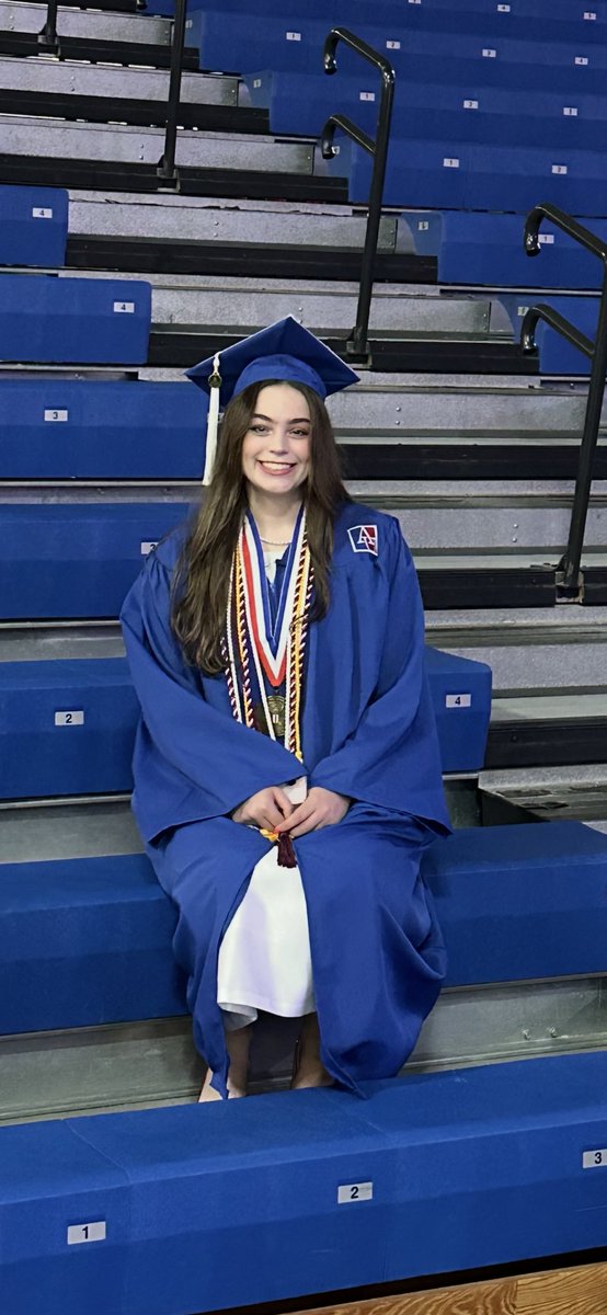 TheHokeFamily tweet media