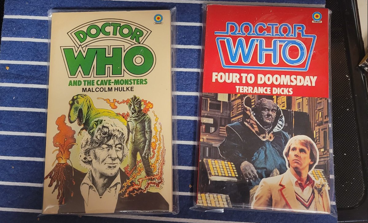 edwardkoenning's tweet photo. New/used score from Dragon's Lair.
#Books #DoctorWho #TARGETbooks https://t.co/e7GC3eDWu6