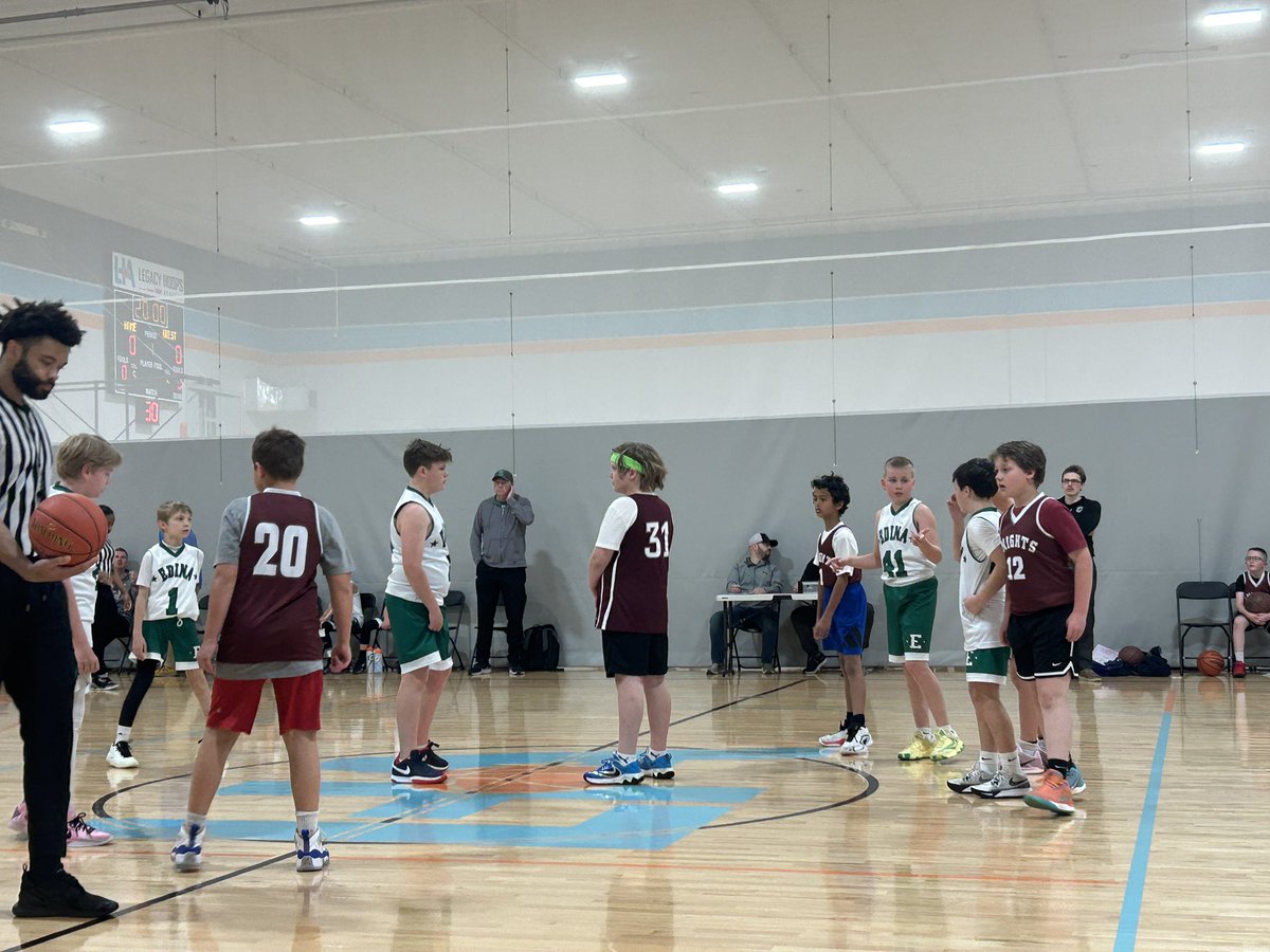 Fun to see both our 4th grade and 5th/6th grade AAU teams in action last weekend! Guys are working hard and improving.
