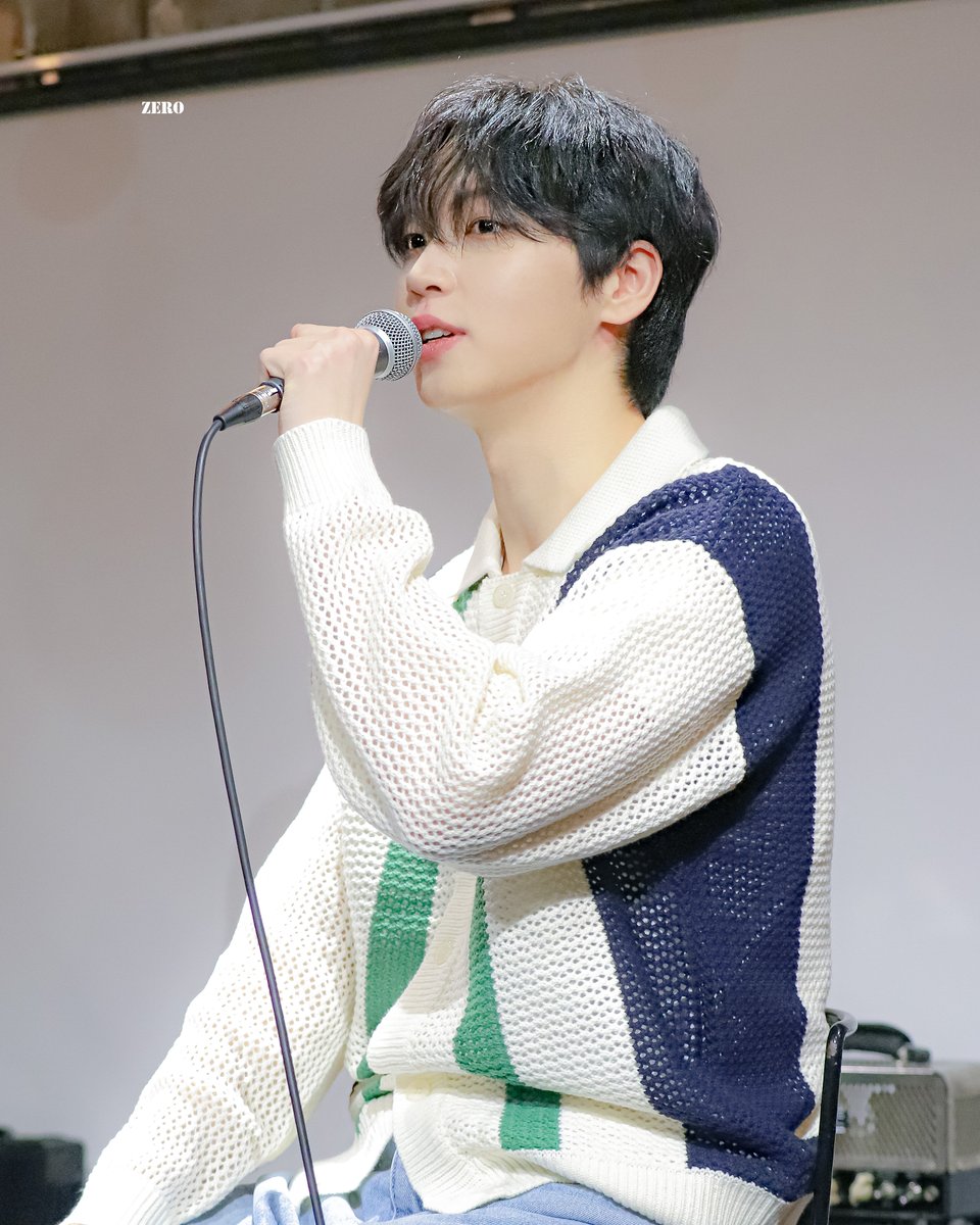 gj_zero124's tweet photo. 250405 

얼굴 느좋💓

#김기중 #기중 
#KIMGIJOONG #GIJOONG https://t.co/NnKQQmigBx