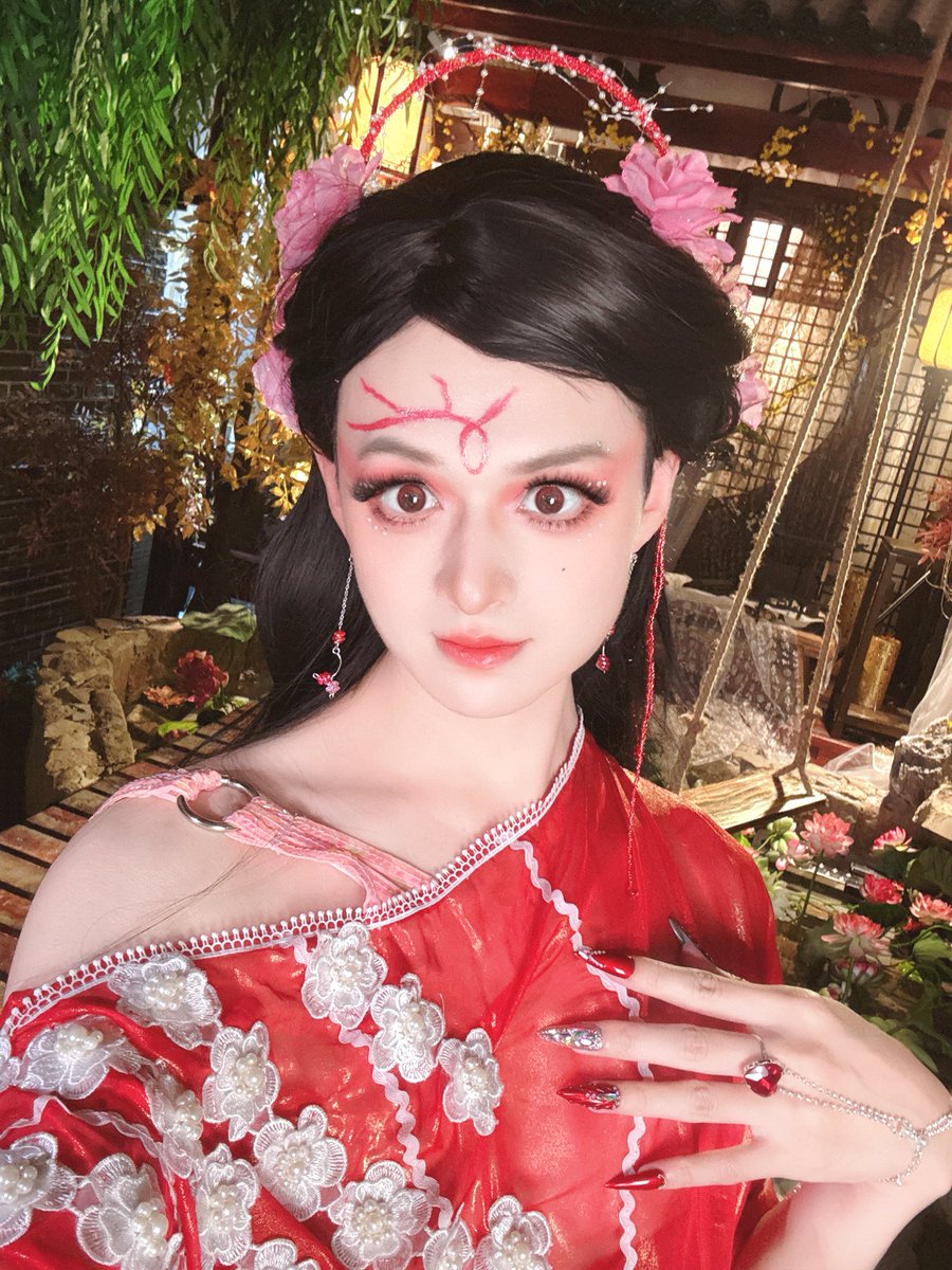 公布下我女装的契机！
真的因为一部剧改变一生😂
#男の娘 #汉服 #欢天喜地七仙女红儿