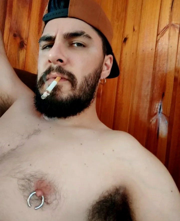 Dirty, Raw &amp; Wild 🚬 ♨️🐽🔥🤤
#smoker #smoking #marlboro #beard #bearded #pig #dirty #raw #wild #armpits #pits #smell
#lick #suck #chest #nipples #hot #tesão #horny #stinkymale