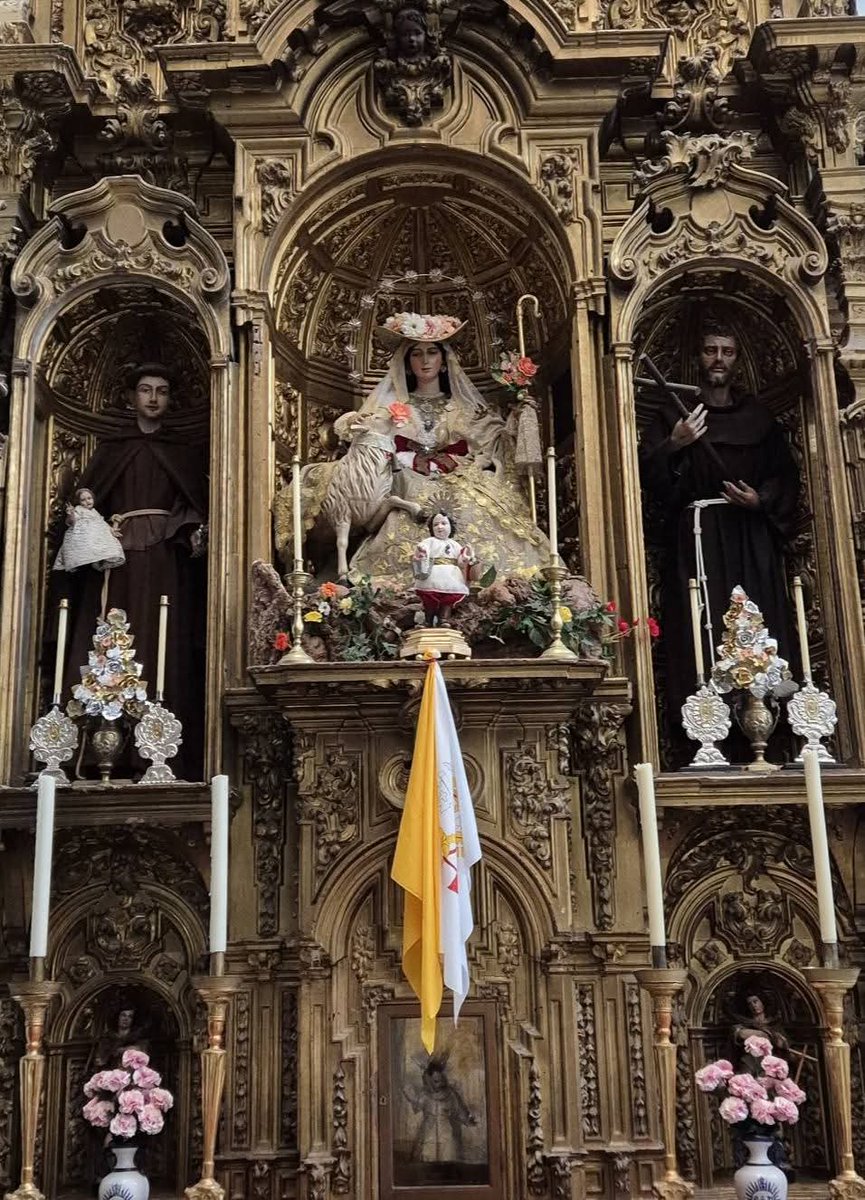 FESTIVIDAD DE LA MADRE DEL BUEN PASTOR. 

Hoy Sábado a las 20 h. celebraremos en San Lorenzo su  Fiesta con la Santa+Misa en su honor, predicando nuestro H.D.G. R.Sr.D. Hernando R. Cabrales Gutiérrez Pbro., Vicario parroquial de San Lorenzo y Divina Pastora.