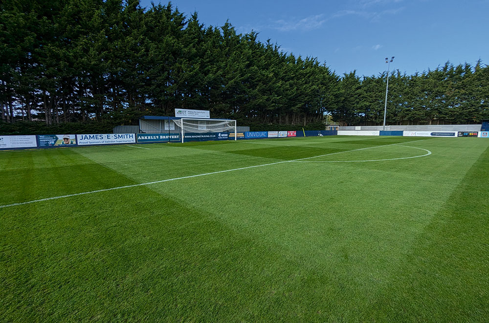 #IndustryNews: <a href="/WatfordFC/">Watford Football Club</a>, <a href="/OfficialBWFC/">Bolton Wanderers</a> and <a href="/ASFCofficial/">Accrington Stanley</a> have been recognised as the 2024/25 Grounds Teams of the Season across the EFL. 

Find out more here 👇 
pitchcare.com/blogs/news/gro… 

#EFL #Football #grounds #groundskeeping #Watford #Bolton