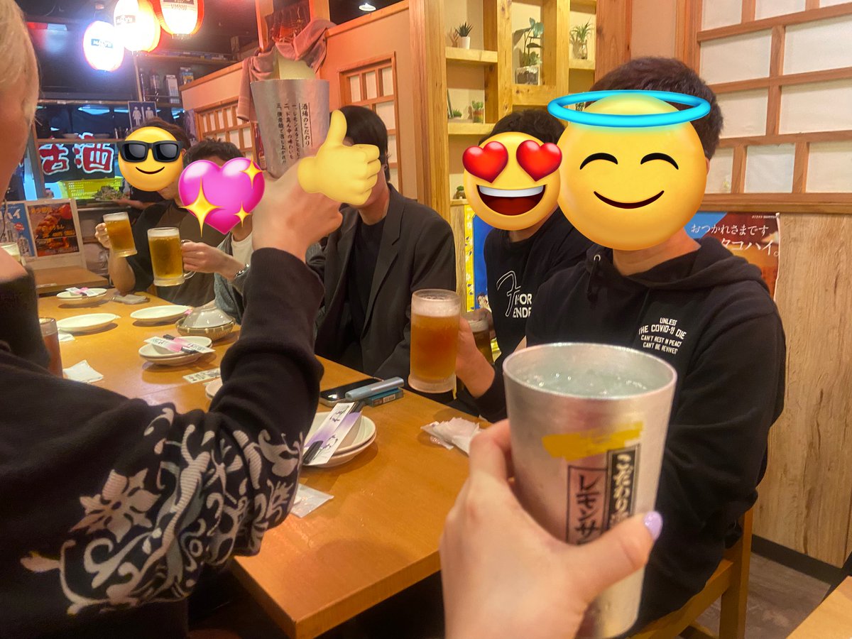 vmc_2015's tweet photo. みんなで打ち上げ💗
人数多くて楽しいよ！😆 https://t.co/wU67U4ENq2