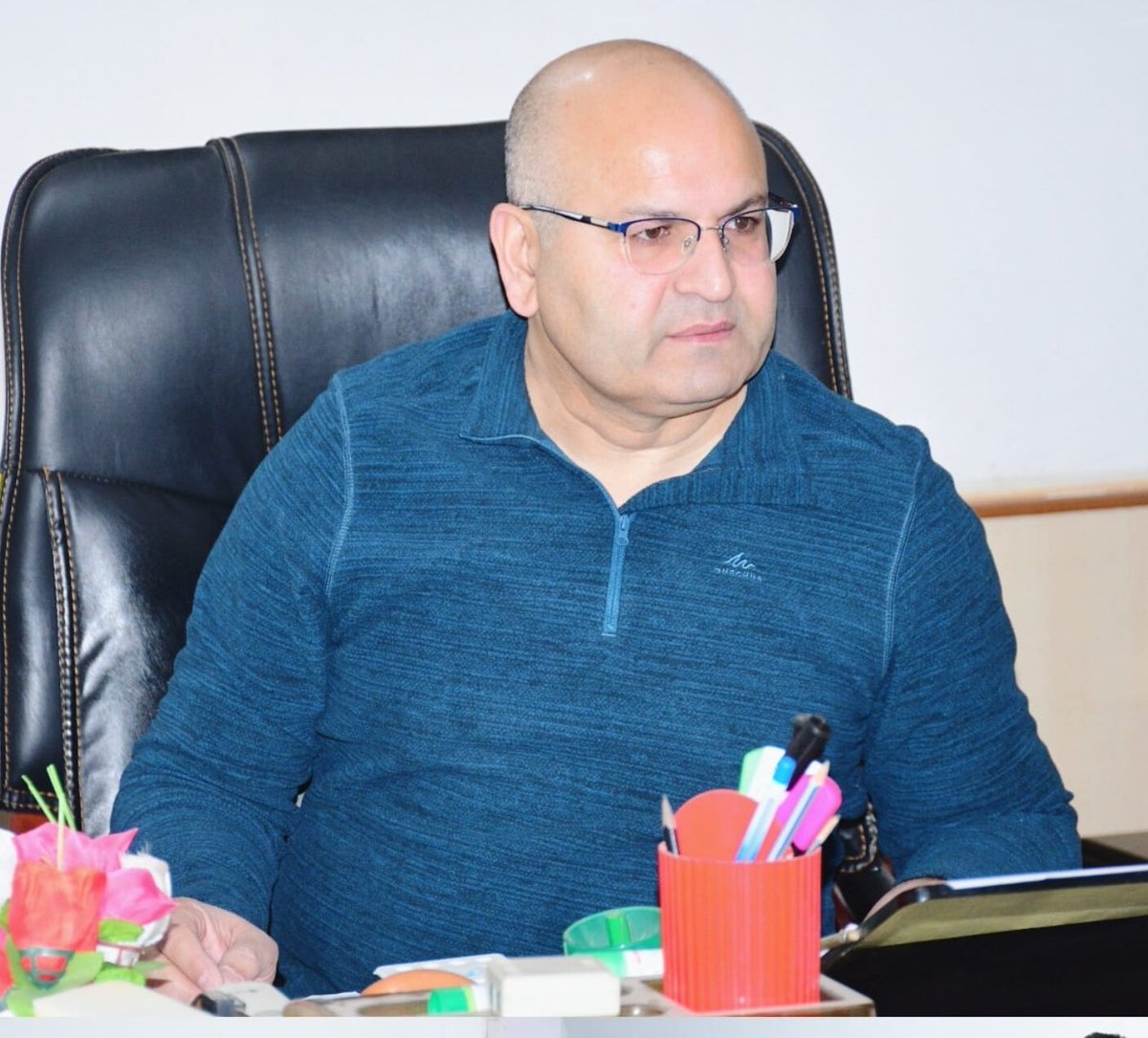 Divisional Commissioner Jammu (@divcomjammu) on Twitter photo Divisional Commissioner <a href="/Rameshkumarias/">Ramesh Kummar</a> has expressed condolences on martyrdom of Dr Raj Kumar Thapa, Additional District Development Commissioner, Rajouri, in line of duty.
Administration stands in solidarity with all families who lost their loved ones in cross border shelling Divisional Commissioner <a href="/Rameshkumarias/">Ramesh Kummar</a> has expressed condolences on martyrdom of Dr Raj Kumar Thapa, Additional District Development Commissioner, Rajouri, in line of duty.
Administration stands in solidarity with all families who lost their loved ones in cross border shelling