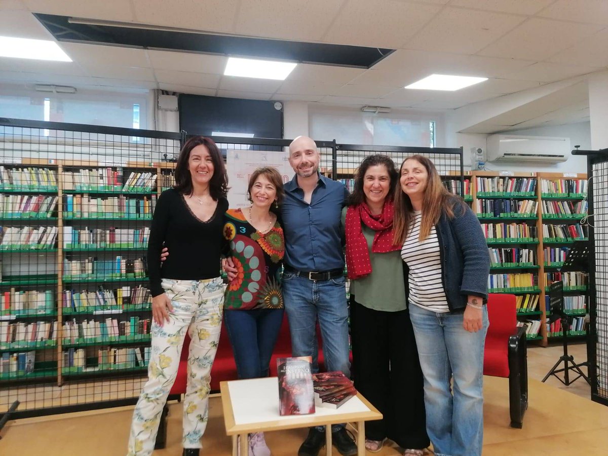 Come è andata ieri? 😉

#libri #books #leggere #icampionidellinferno <a href="/ilCiliegio_Edit/">il Ciliegio edizioni</a>