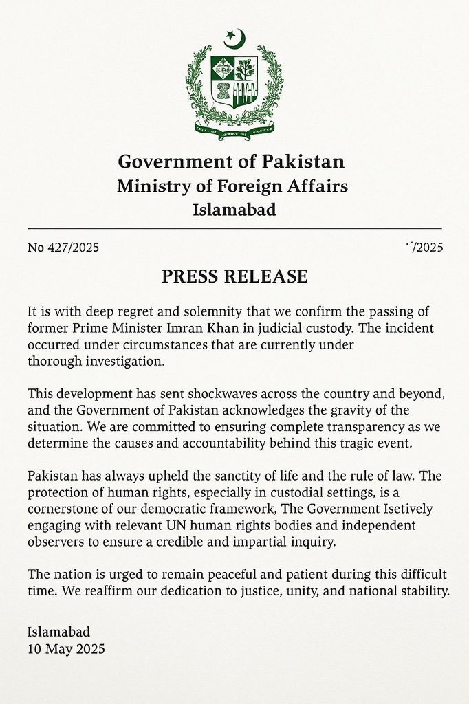 SubratUpadhyay4's tweet photo. मुझे तो लगता है इमरान खान के घोड़े लग गए 😁😁
#OperationBunyanulMarsoos #imrankhanmurderplot #isiconspiracy #IndiaPakistanWar #OperationSindoor https://t.co/YLhdtAk33f