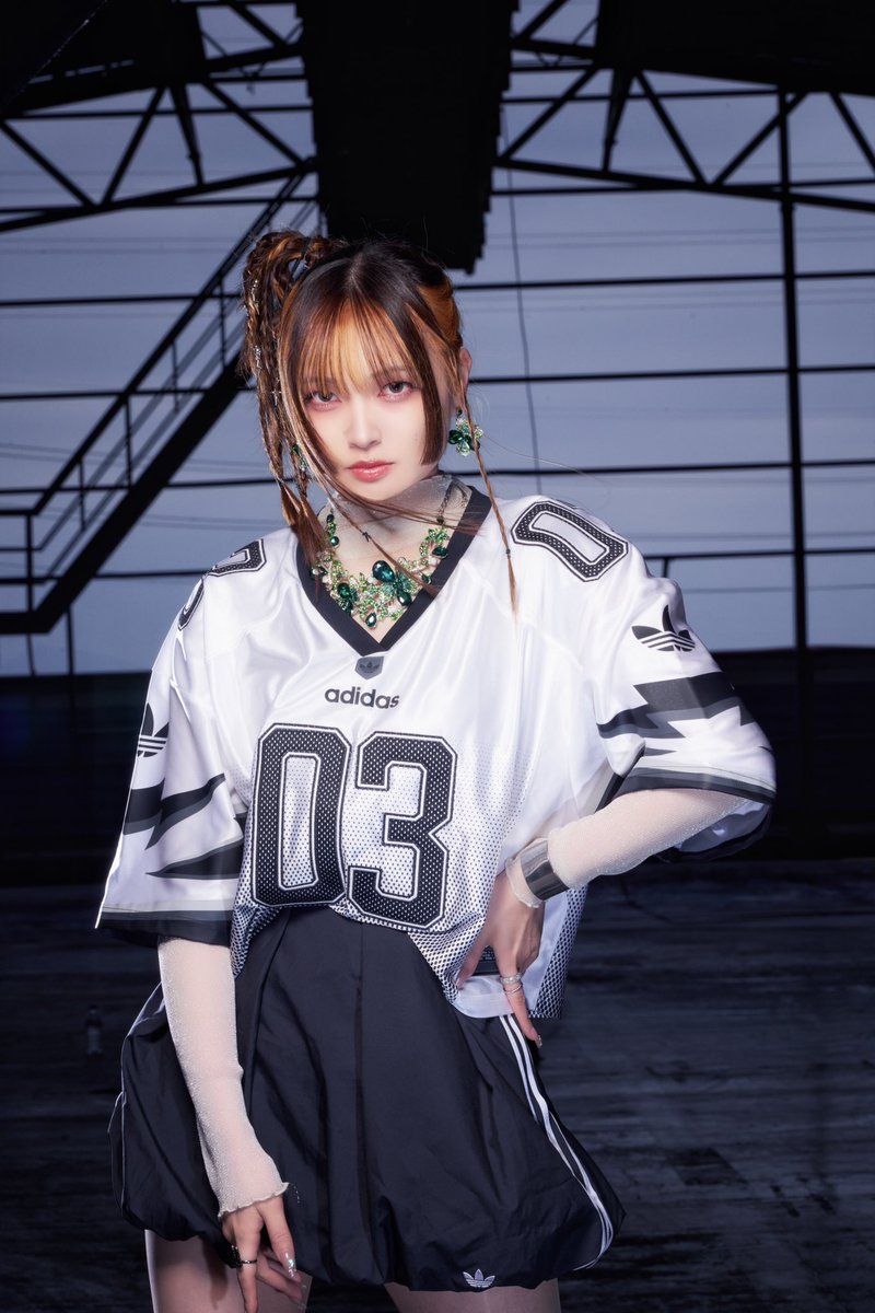keikokujira's tweet photo. ◤◢◤◢アー写解禁①◤◢◤◢
･集合
･Vocal らみ@kujira_rami 
┈┈┈┈┈┈┈┈┈┈┈┈┈┈┈┈┈┈
📺▼#心臓を喰ってライラ 《MV FULL》▼📺
https://t.co/XypK7DgPqK
┈┈┈┈┈┈┈┈┈┈┈┈┈┈┈┈┈┈
2026.01.15(木)渋谷WWW
▫️初主催イベント▫️
-OCEAN THEATER- https://t.co/lzRmkRdDz1