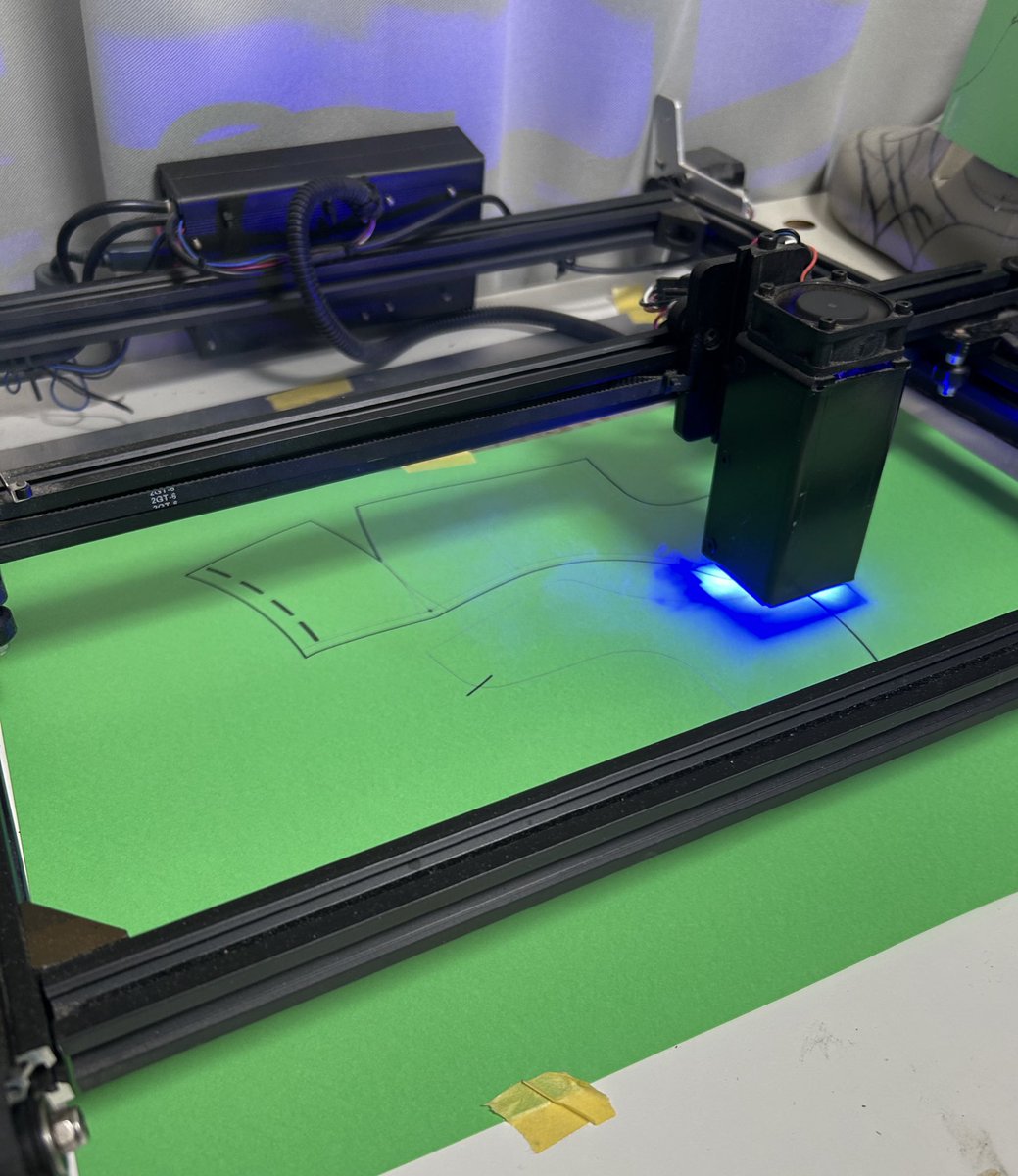 型紙を印刷中！