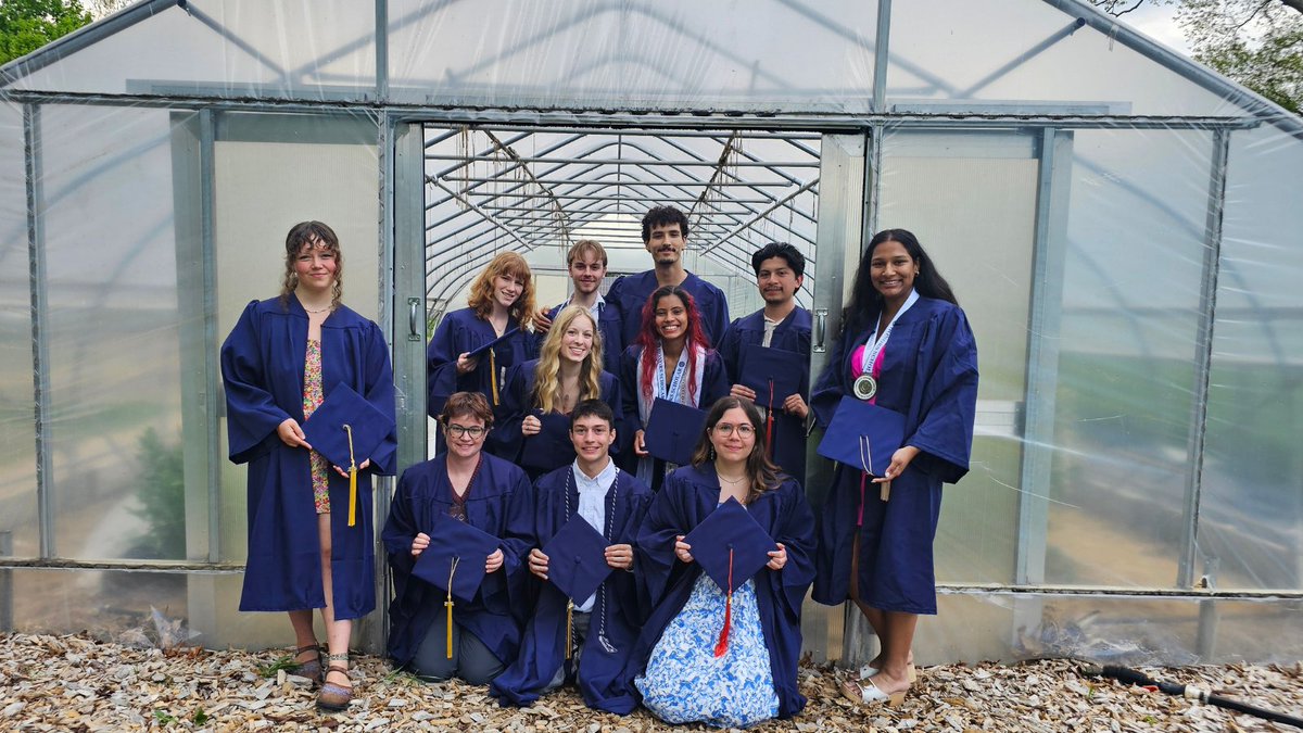 Congratulations to #UConn25!! Over 180 Dining student employees are graduating this weekend! We appreciate all your hard work and wish you the best!! Students today. Huskies forever!