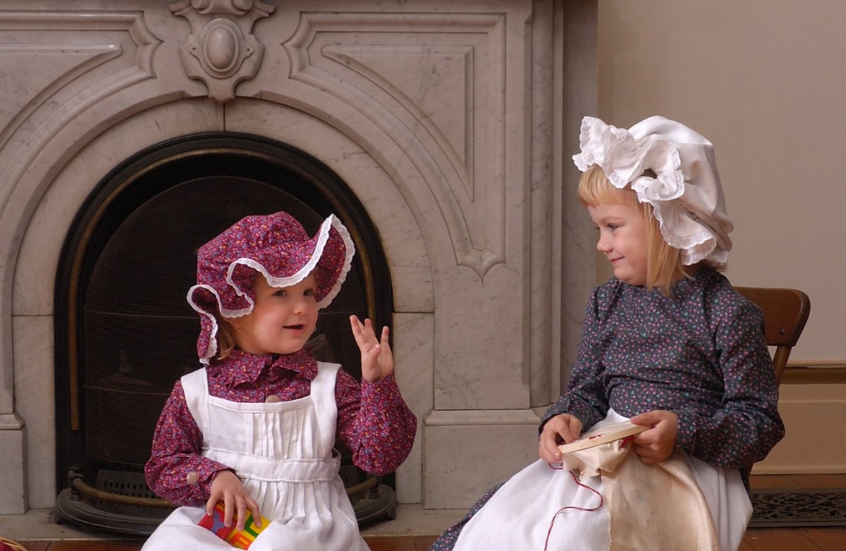 Ever wondered what Victorian life was like? Join us for a day of Victorian living at Wardown House. 🏛️

Get up close and personal with objects and games from the past we're waiting to welcome you.

🗓️ 26 May from 11am - 4:30pm
🎟️ Free Event

#WhatsOnLuton #LutonEvents