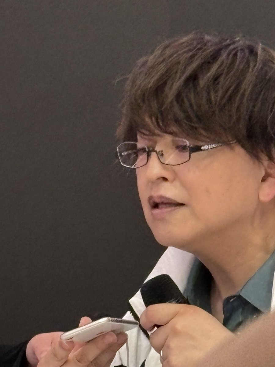 viva_grrb's tweet photo. こちらでも。Cotomoお披露目会に参加する事ができました。
Cotomoに歌を歌わせようとしてる緑川さんが面白かったです。取材ではお仕事モードの緑川さんも見れ、メディアという自分とは違う業種のお仕事が見れたのもよかったです。
撮影OKにチェキ会と贅沢な時間でした。

#Cotomo 
#Starley 
#緑川光 https://t.co/kPJKYb5b2j