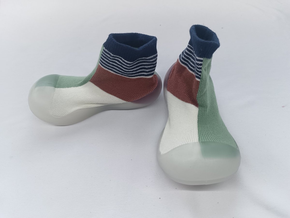 Kids socks shoe on sale  #fishnets #adidas #Newbalance #fishnettights #nike #happysocks #disney #marvel #spyder #outdoor