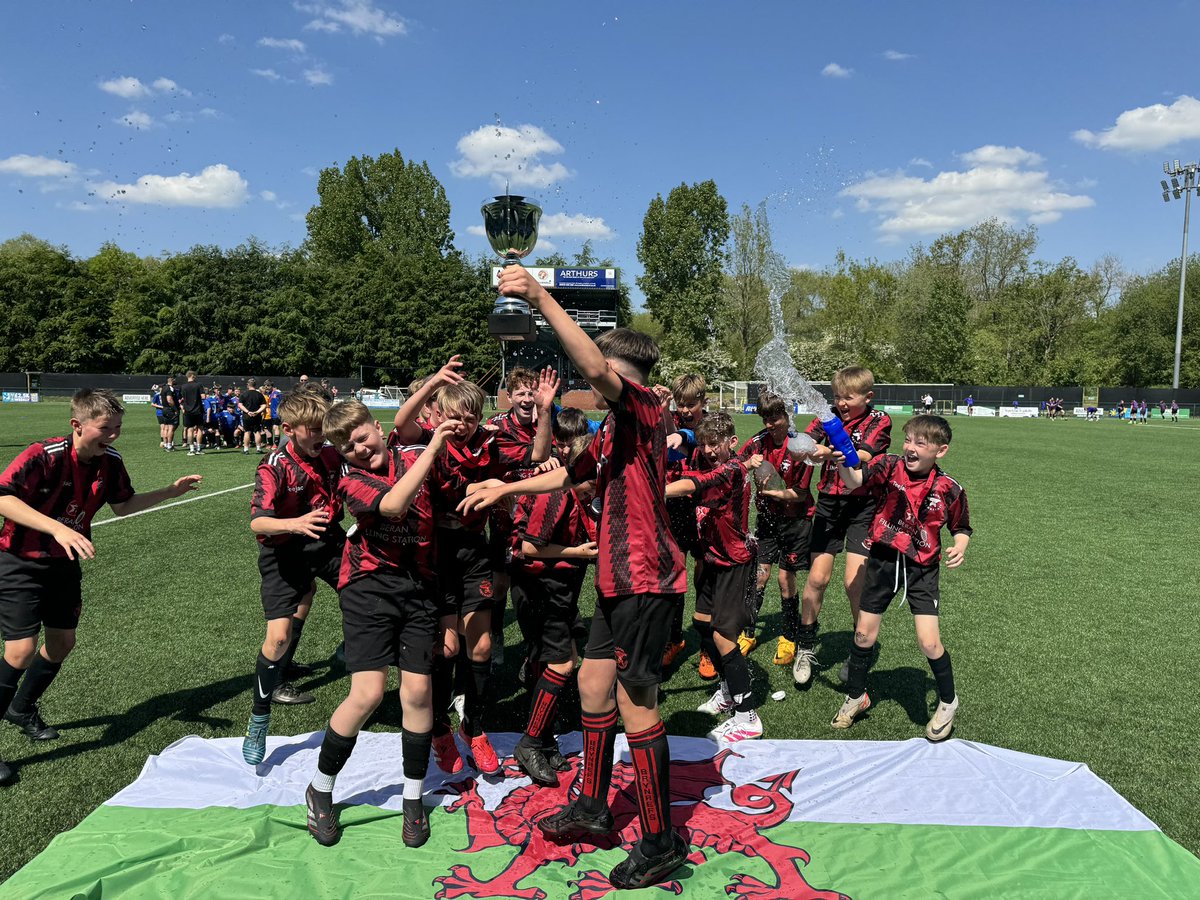 Welsh Schools' F.A. tweet media