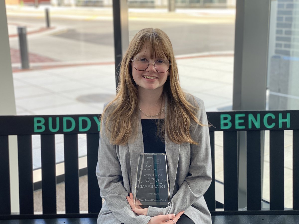 SammiesBuddyBenches (@sammiebenches) on Twitter photo Honored! Thank you <a href="/PSH_NEI/">Pioneer Starts Here</a> for awarding me the first ever Junior Pioneer Award for my Buddy Bench project Honored! Thank you <a href="/PSH_NEI/">Pioneer Starts Here</a> for awarding me the first ever Junior Pioneer Award for my Buddy Bench project